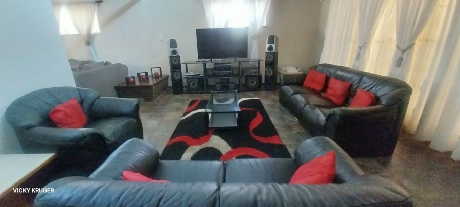 3 Bedroom Property for Sale in Hadison Park Northern Cape